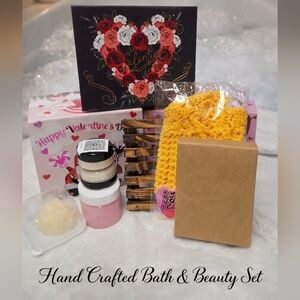 Hand Crafted Bath Gift 8 Set